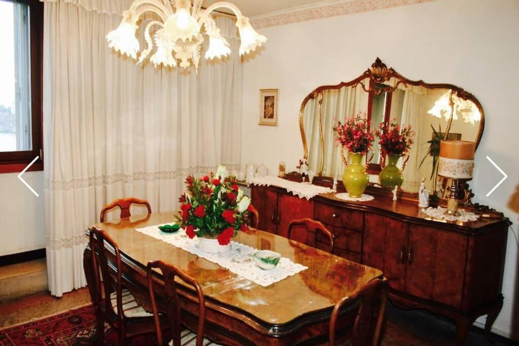 Appartamento Con Vista Zattere Veneza Exterior foto