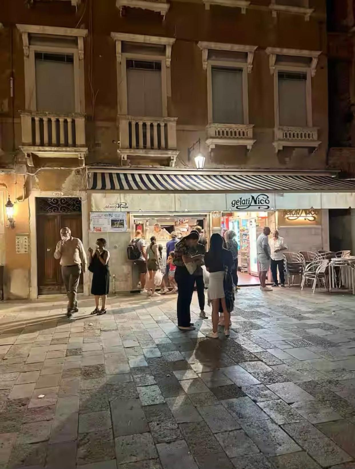 Appartamento Con Vista Zattere Veneza Exterior foto