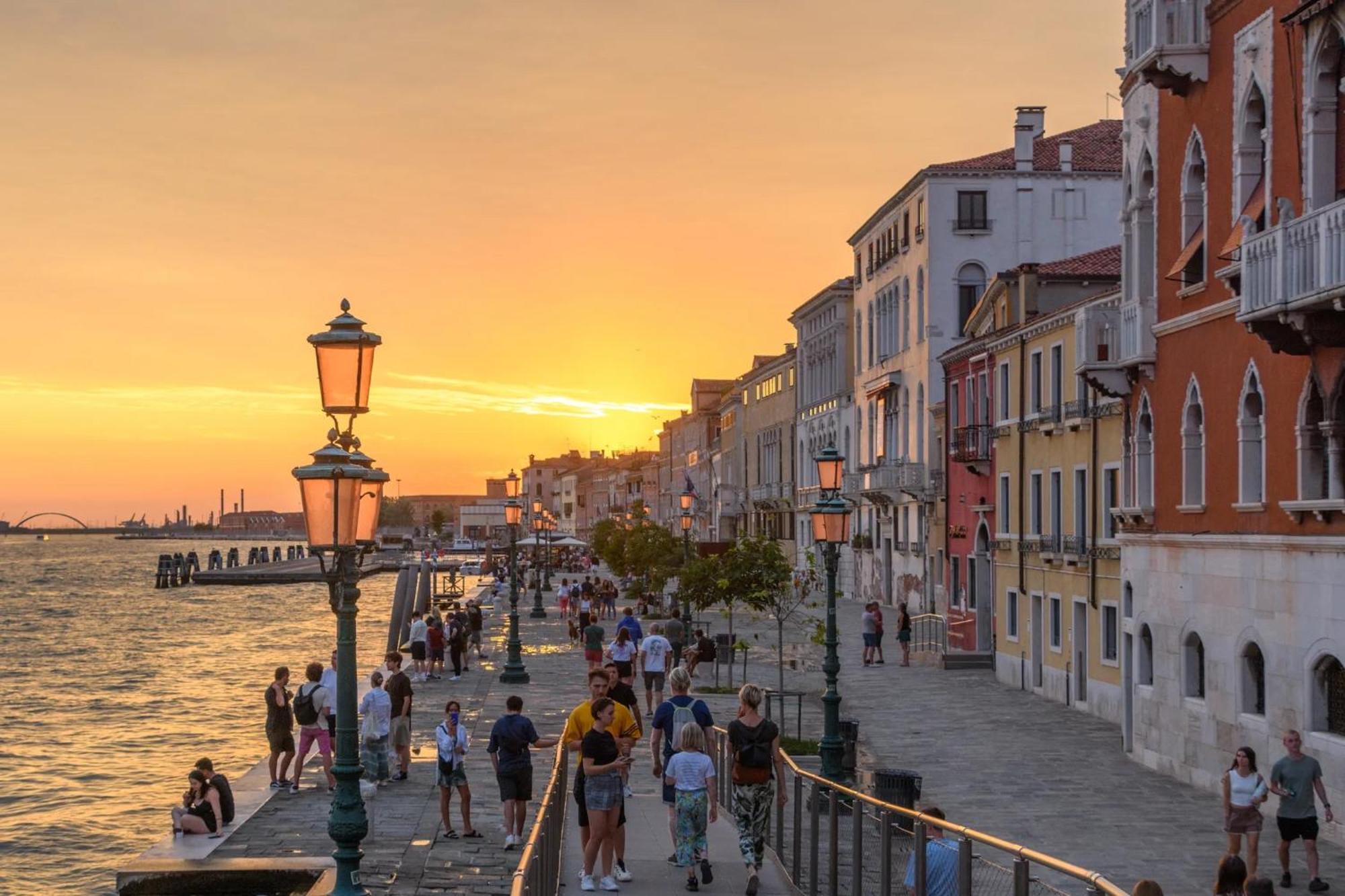 Appartamento Con Vista Zattere Veneza Exterior foto