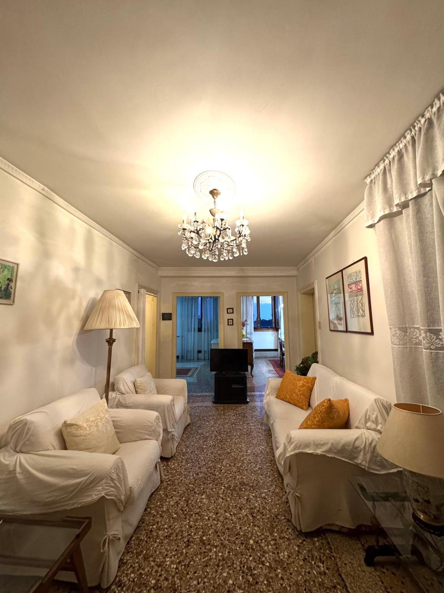 Appartamento Con Vista Zattere Veneza Exterior foto