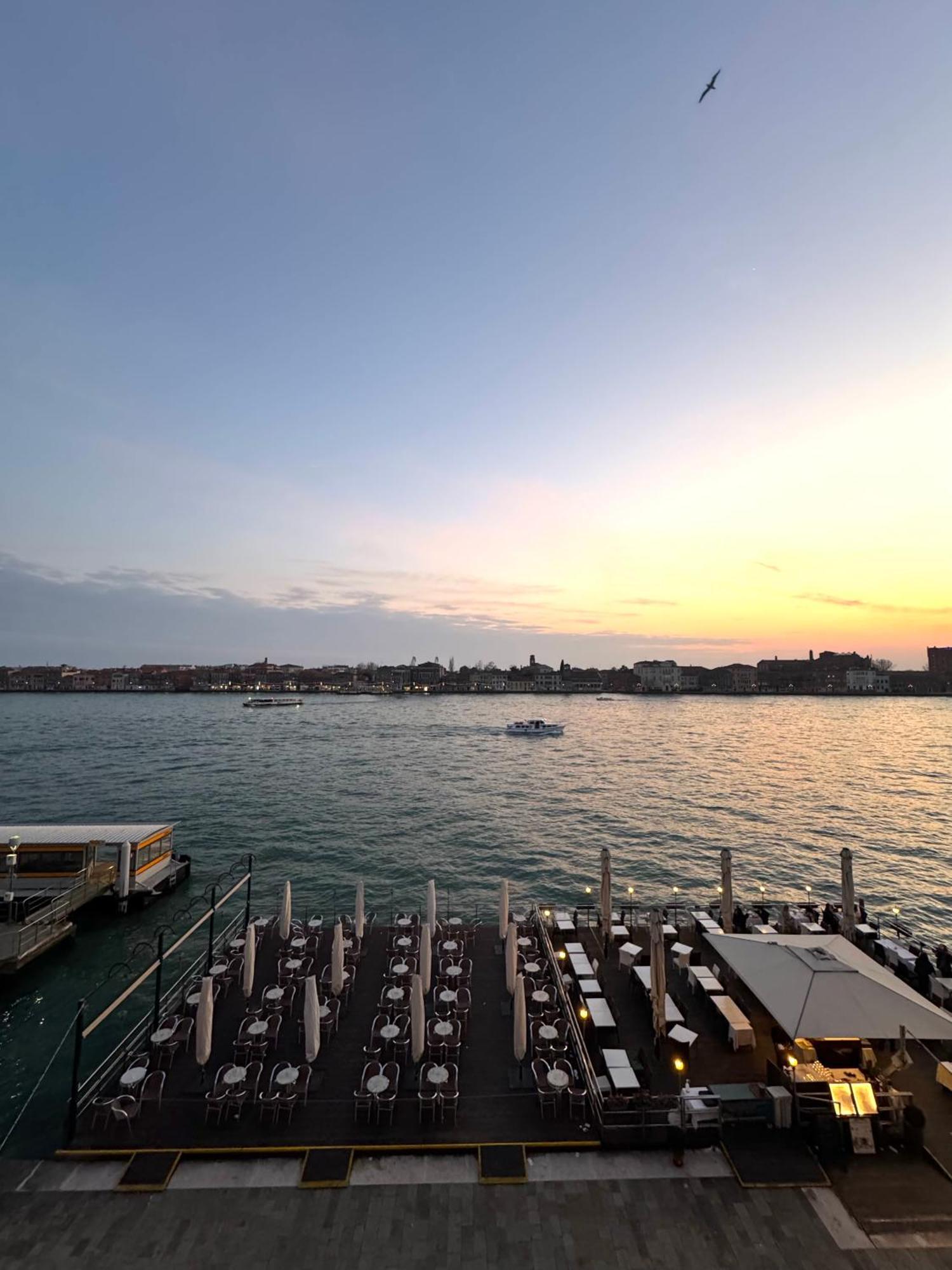 Appartamento Con Vista Zattere Veneza Exterior foto